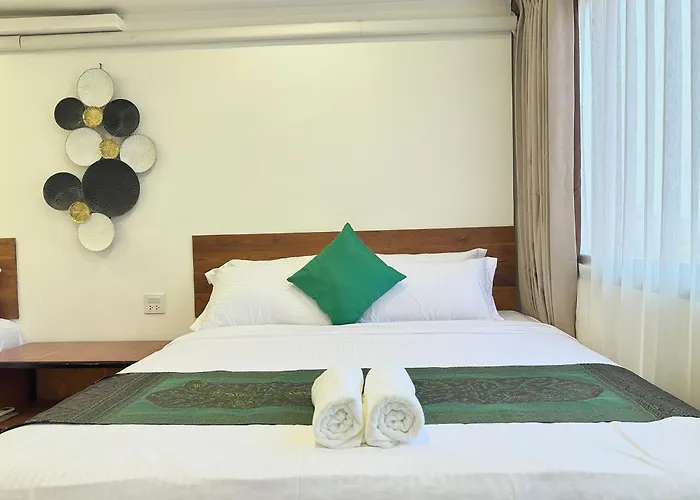 Hotel Longzhu 2*