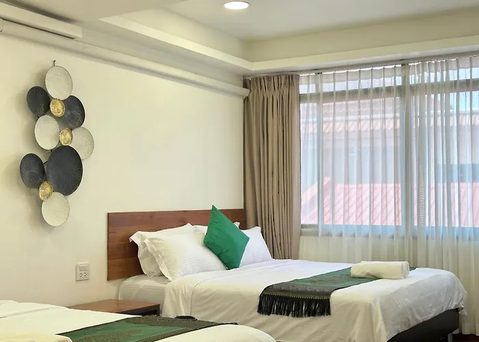 Longzhu Hotel Bangkok