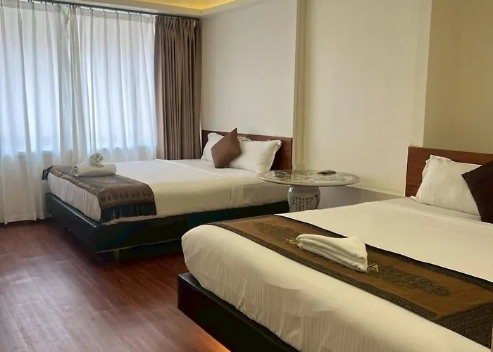 Hotel Longzhu 2*