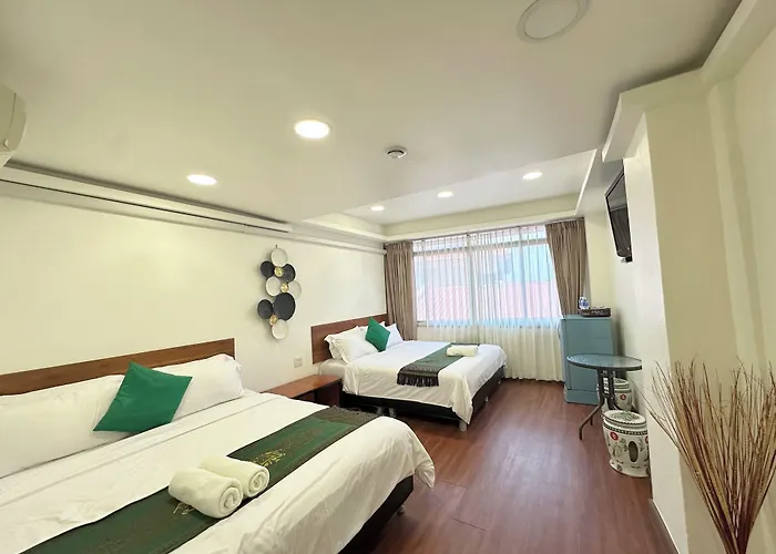 Longzhu Hotel